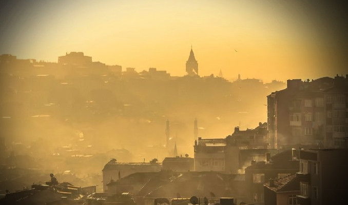 İstanbul'a yarın toz yağacak: Uzman isimden 'maske' uyarısı!