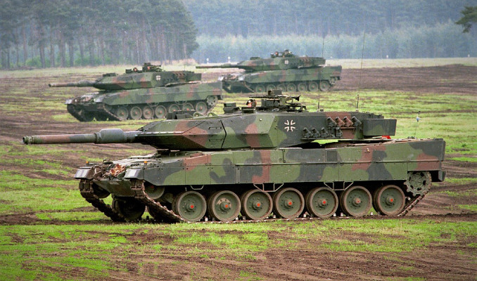 Polonya, tanklar konusunda Almanya'dan hızlı dönüş bekliyor