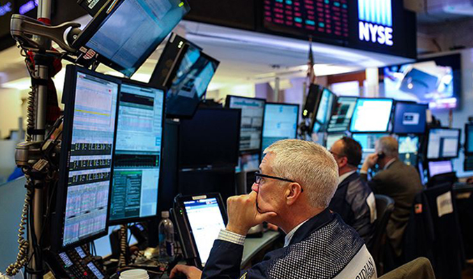 NYSE ilk işlem gününü düşüşle kapattı