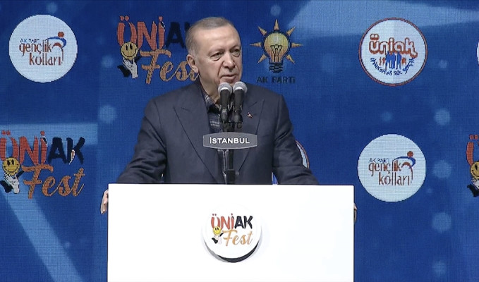Erdoğan: Gençlerimizle Türkiye Yüzyılı'na yürüyoruz