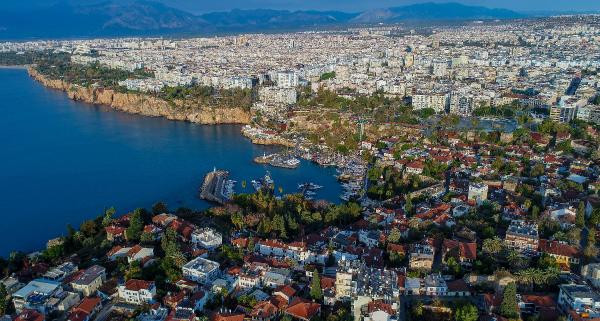 Antalya, yabancı yatırımcının gözdesi