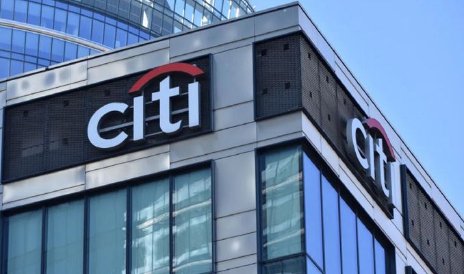 Citigroup 300'den fazla üst düzey yöneticisini işten çıkardı