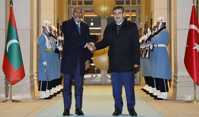 Cumhurbaşkanı Yardımcısı Yılmaz, Maldivler Cumhurbaşkanı Muizzu'yla görüştü