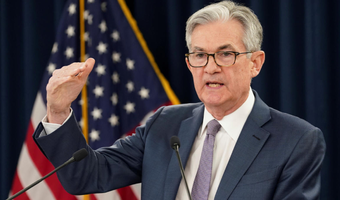 Ekonomistler Fed’den en az bir faiz artırımı daha bekliyor