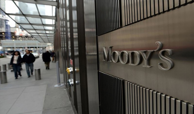 Moody's Mısır'ın kredi notunu düşürdü