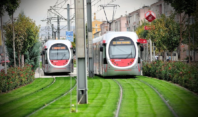 İstanbul'a yeni raylı sistem geliyor: 'Minibüs Caddesi'ne tramvay!