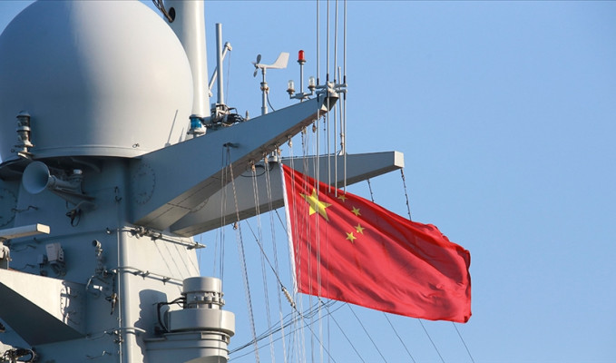 Doğu Çin Denizi'nde Çin'e ait gemiler Japon kara sularına girdi