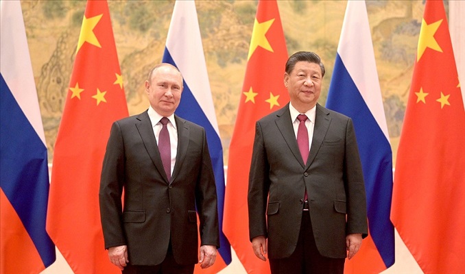 Putin ve Şi'den Moskova'da kritik görüşme