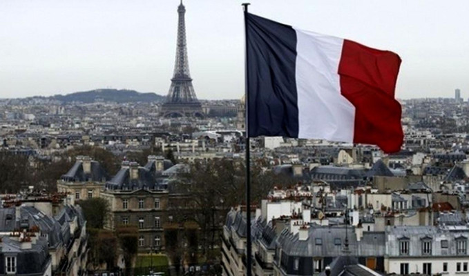 Fransa'da ekonomik aktivite güçlendi