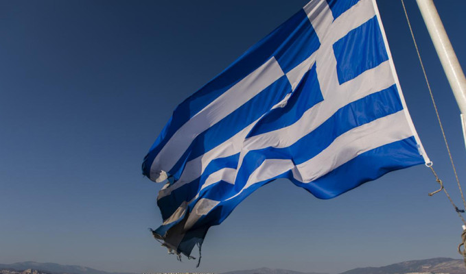 Yunanistan'da terör saldırısı planladığı iddia edilen iki kişi gözaltına alındı