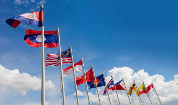 ASEAN, dolar ve euroyu terk etmek istiyor