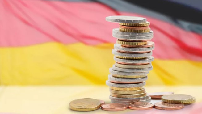 Almanya'da yıllık enflasyon martta geriledi