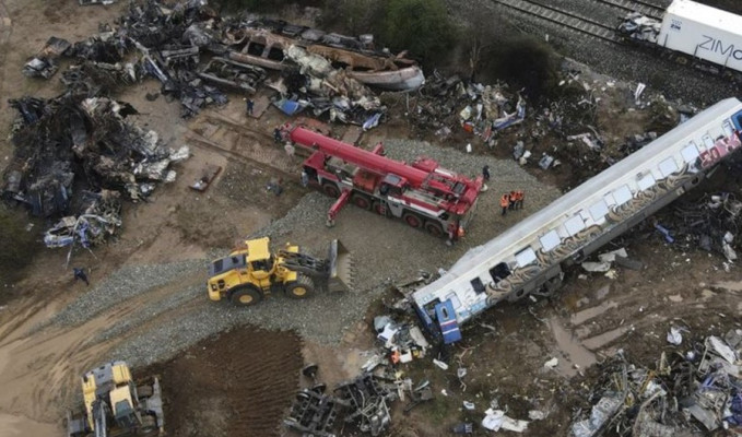 Yunanistan'da tren kazasına ilişkin rapor yayımlandı