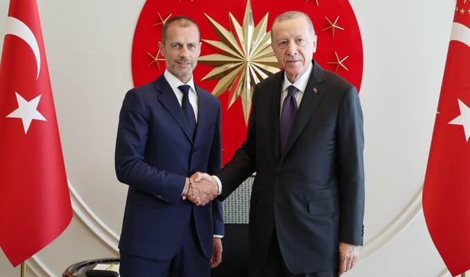 Cumhurbaşkanı Erdoğan, UEFA ve FIFA Başkanları ile görüştü