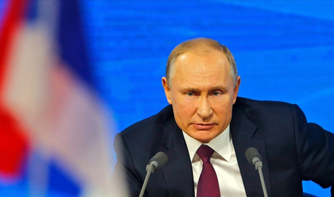 Putin'den Rus ekonomisi için 'büyüme' tahmini