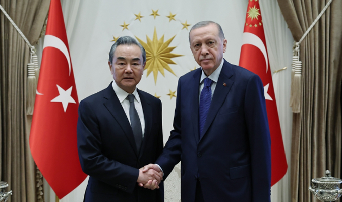 Çin Dışişleri Bakanı'nın ilk ziyareti Türkiye'ye