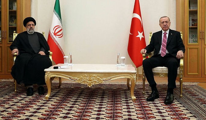  İran Cumhurbaşkanı Reisi Ankara'da