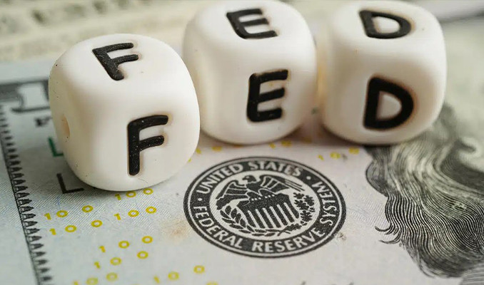 Fed, faizleri uzun süre yüksek tutmak zorunda kalacak