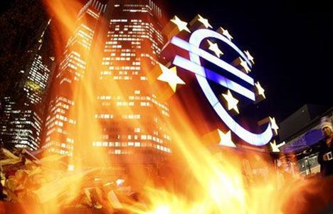 ECB krizle mücadeleyi sürdürecek