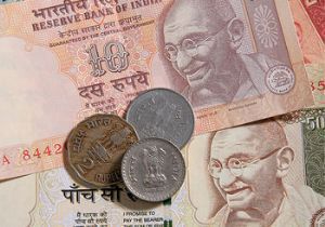 Hindistan kara paranın peşinde