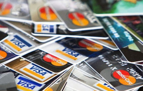 Kredi kartıyla alışveriş rekora koşuyor