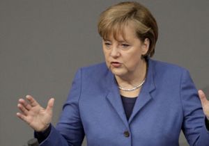 Merkel baskıları püskürttü