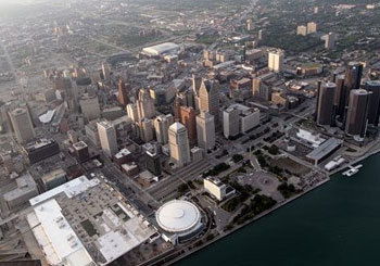 Herşey Detroit'i kurtarmak için!