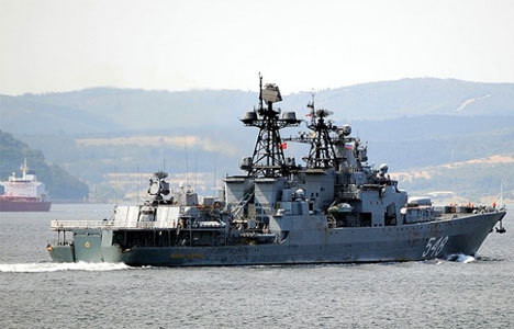 Rus savaş gemisi Ege'de