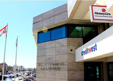 Creditwest çek ağını genişletti
