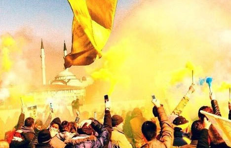 Fenerbahçeliler yürüyüşe başladı