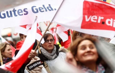 ​Almanya'da işten çıkarma protestosu