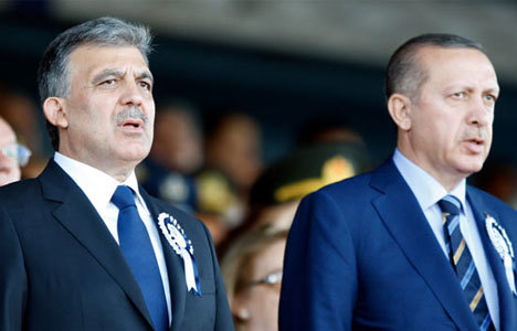 Erdoğan, Gül'ün gerisinde kaldı