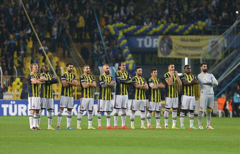 Fenerbahçe'den şampiyonluk pozu