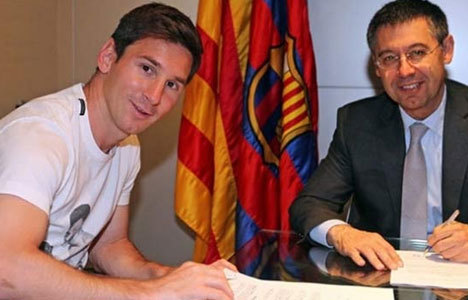 Messi imzayı attı