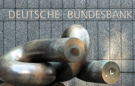 Bundesbank büyüme hedefi yükseltti