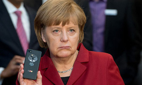 Merkel kurultayda korkuttu