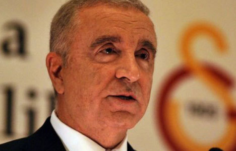 Galatasaray saatler kala iki transfer yaptı
