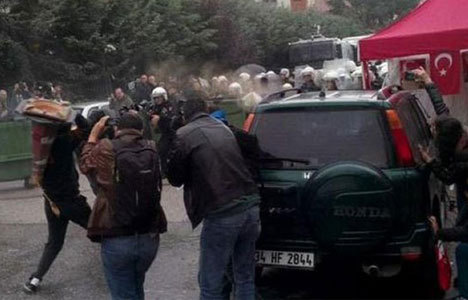 Validebağ'da polis ile vatandaşlar arasında arbede