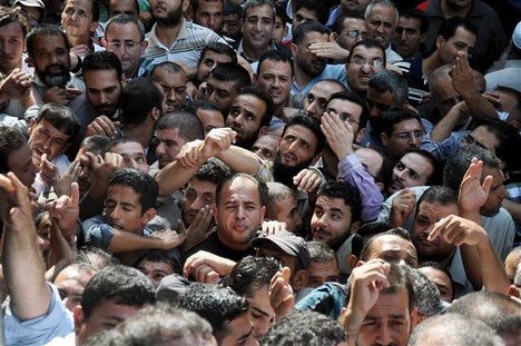 Gazze'de maaş krizi çözüldü