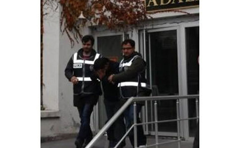 Aranan hırsız Adana'da yakalandı