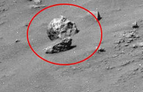 Mars'ta insan kafatası mı bulundu