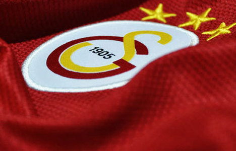 Galatasaray 3 ismi borsaya bildirdi
