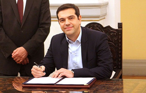 Çipras başbakan olarak göreve başladı