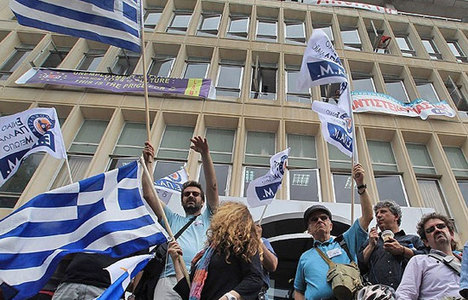 Yunanistan'ı yine AB kurtaracak