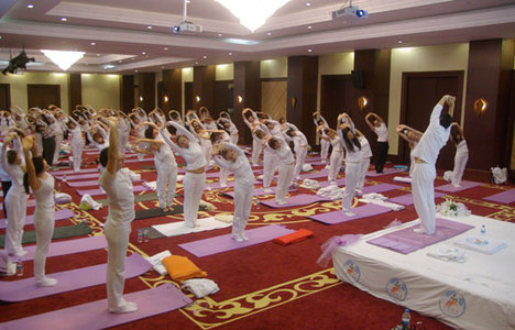 Yoga Festivali'nde gözler sevgi enerjisi dersinde