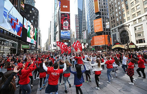 New York'ta Türk şöleni