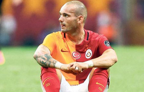 Galatasaray'da Sneijder depremi!
