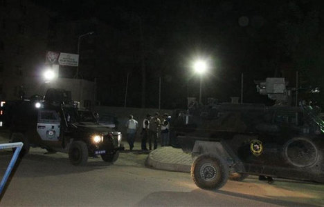 Başkale'de hain saldırı: 13 asker yaralı