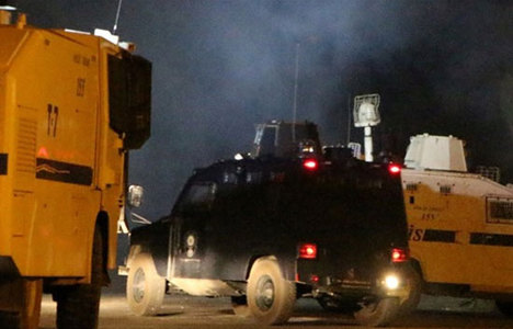 Van'da polis aracına bombalı saldırı