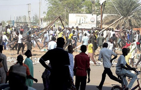 Nijerya'da intihar saldırısı: 65 ölü 150 yaralı